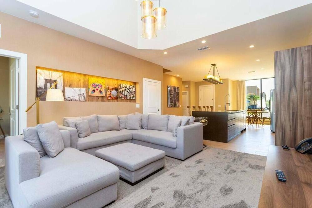 Beautiful Magic Village 4 Suites near Disney 7493